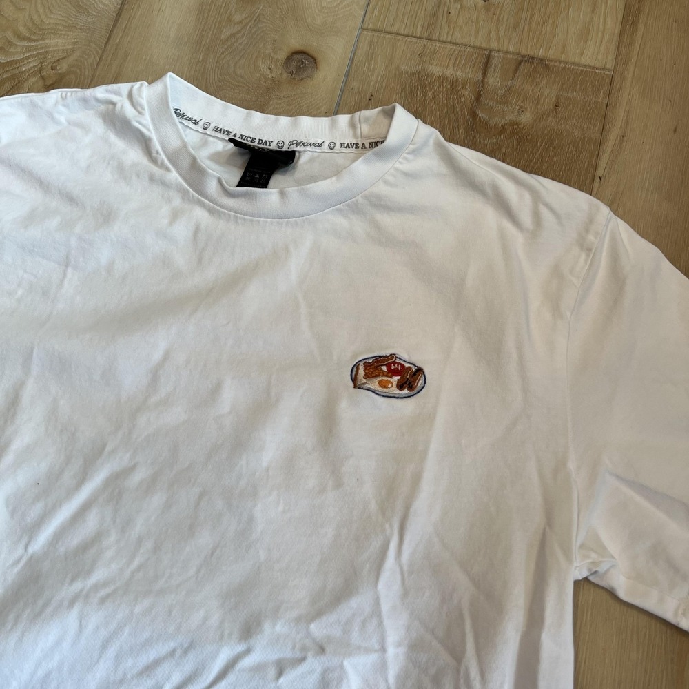 Percival Shirt Mens Large White Breakfast Embroidered Graphic Tee Casual Top